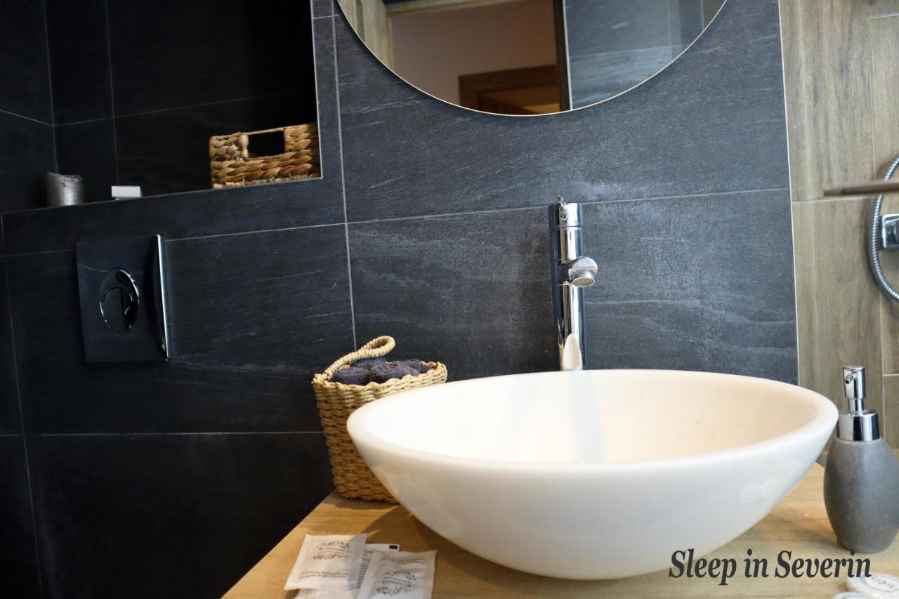 Apartament Ultracentral 2 Ντρομπέτα-Τούρνου Σεβερίν Εξωτερικό φωτογραφία